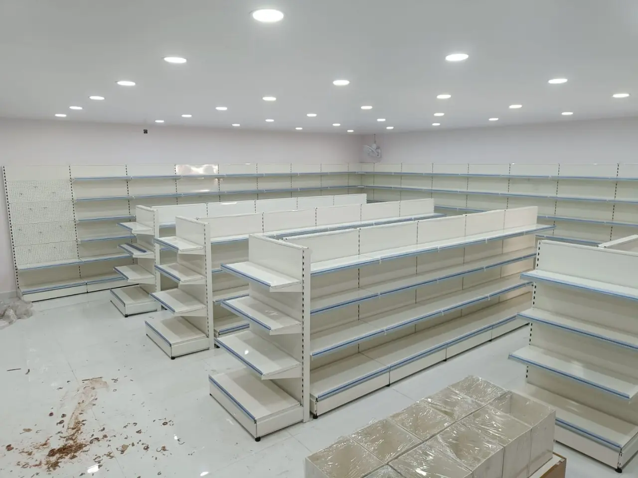 330080880_Grocery DIsplay Racks Fastocart, Gorakhpur2.webp